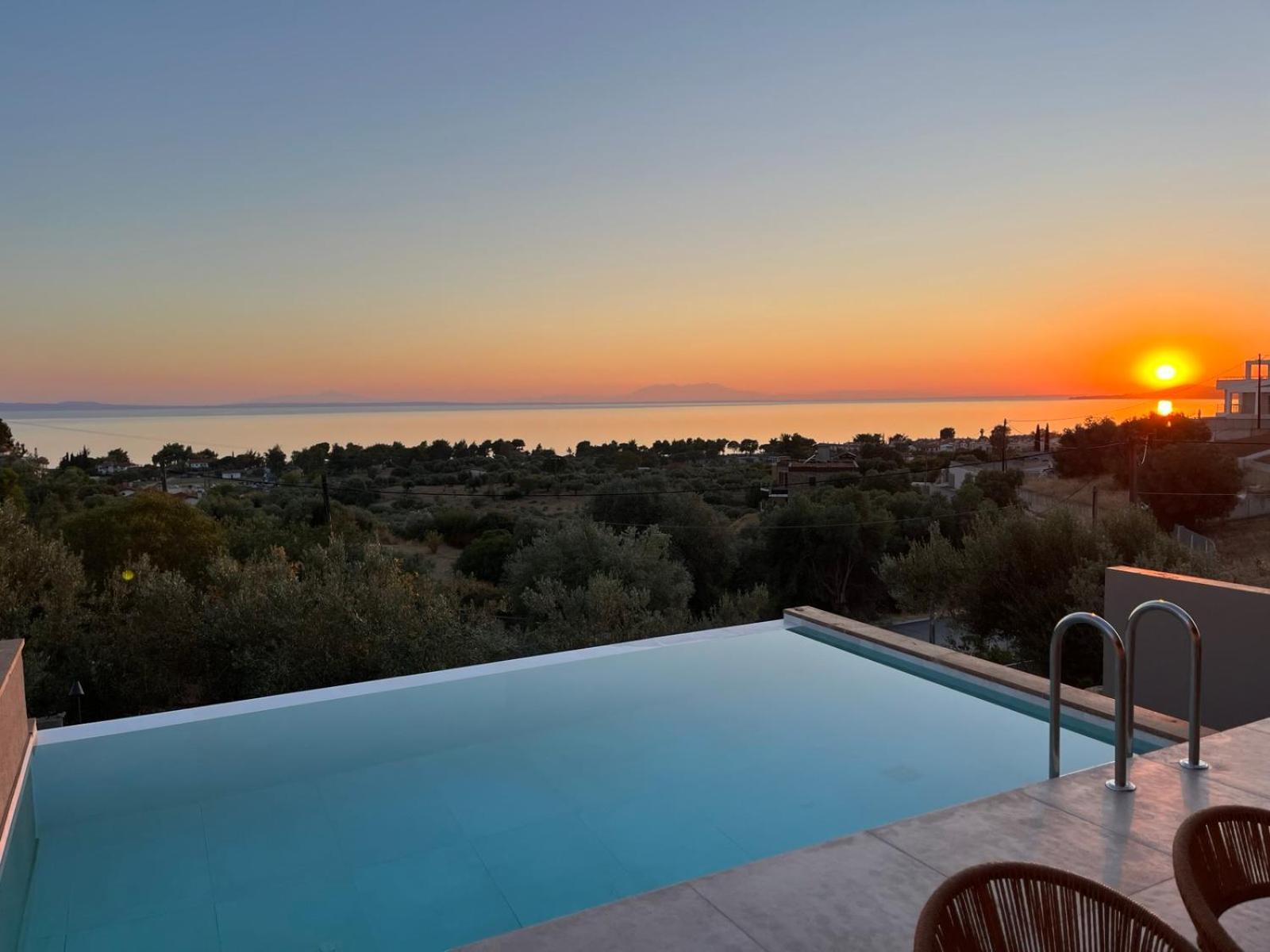 Lithos Villas - Nikiti Halkidiki Екстер'єр фото
